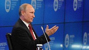 Putin dice que en Ucrania hay una «guerra civil» y que respetará el resultado de las elecciones
