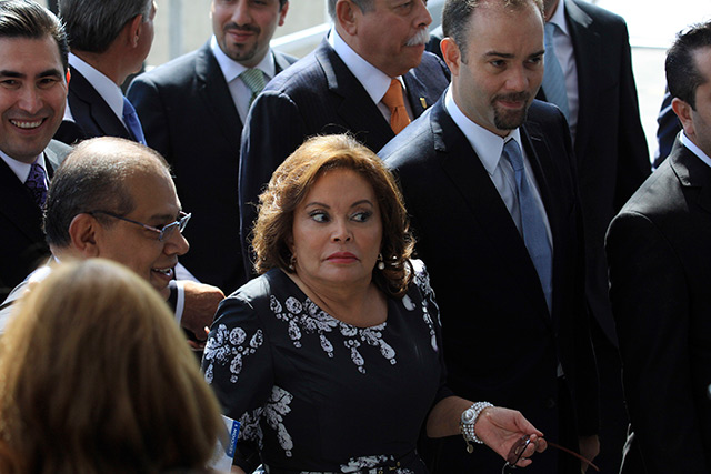 Elba Esther y ‘La Tuta’, dos maestros que polemizan al magisterio