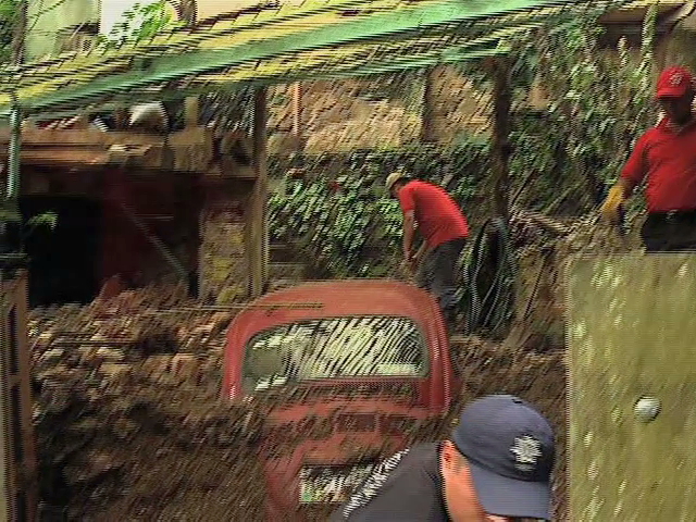 Viviendas afectadas deja deslizamiento en Zoncuantla