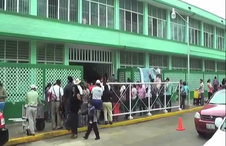 La SEV realiza gestiones para la creación de una nueva zona escolar en las Choapas.