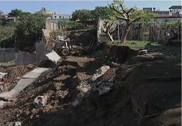 Por deslave suspenden clases en jardín de niños en el puerto de Veracruz