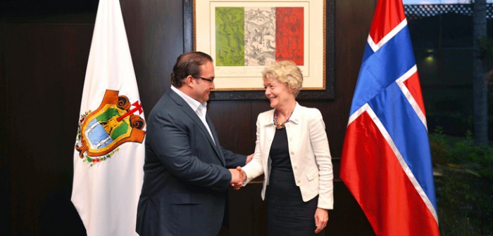 Se reúne gobernador Javier Duarte con Embajadora de Noruega