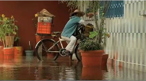 Ruptura de tubería provoca inundación en el puerto de Veracruz