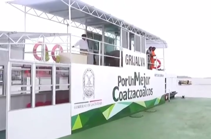Entra en funcionamiento el Transbordador “Grijalva”.