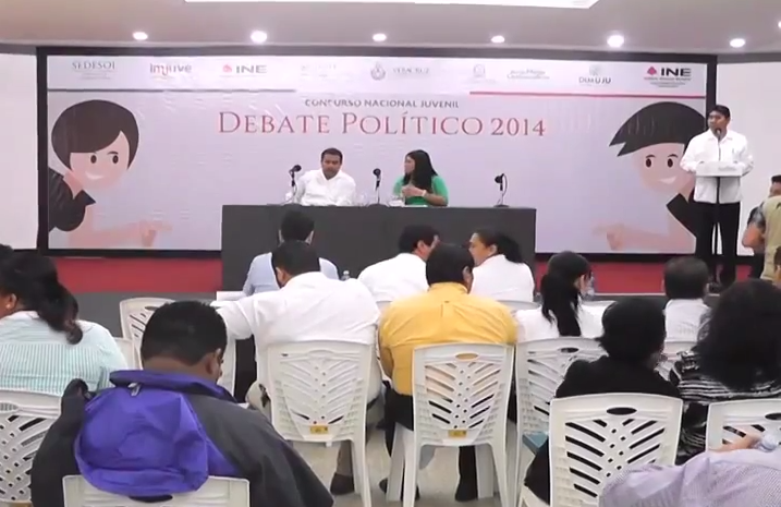 Celebran el Concurso Nacional: debate político 2014 en su Etapa Distrital en Coatzacoalcos.