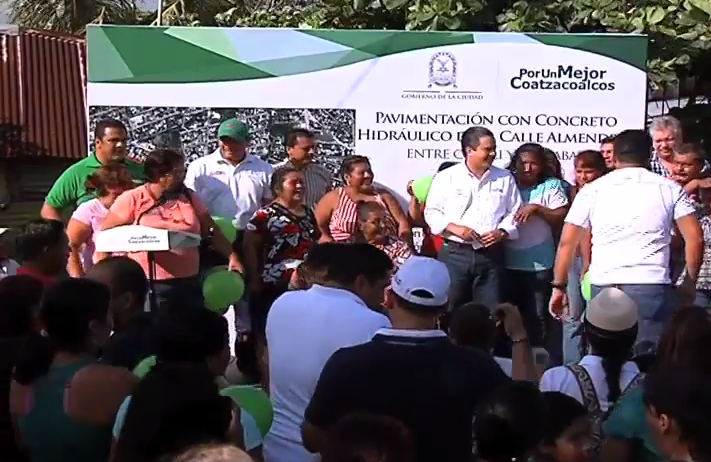 Arranca Programa de Pavimentación en Coatzacoalcos.