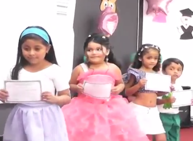 Culmina el Ciclo Escolar 2013-2014 con emotivas ceremonias de clausura.