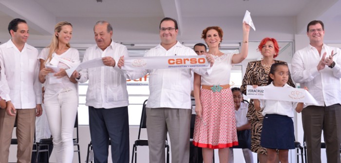 Inauguran Javier Duarte y Carlos Slim primaria en Nuevo Veracruz