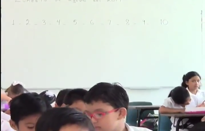 Exhortan a los padres de familia a cuidar la alimentación de sus hijos antes y durante las clases.