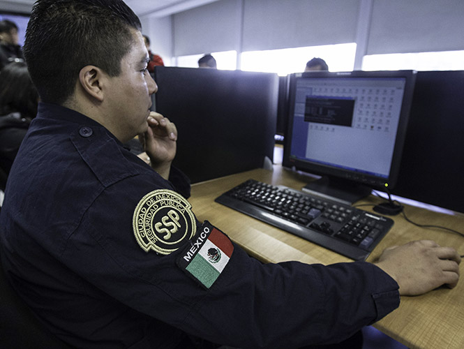 Policía cibernética de Veracruz fortalece acciones para evitar saqueos durante pandemia