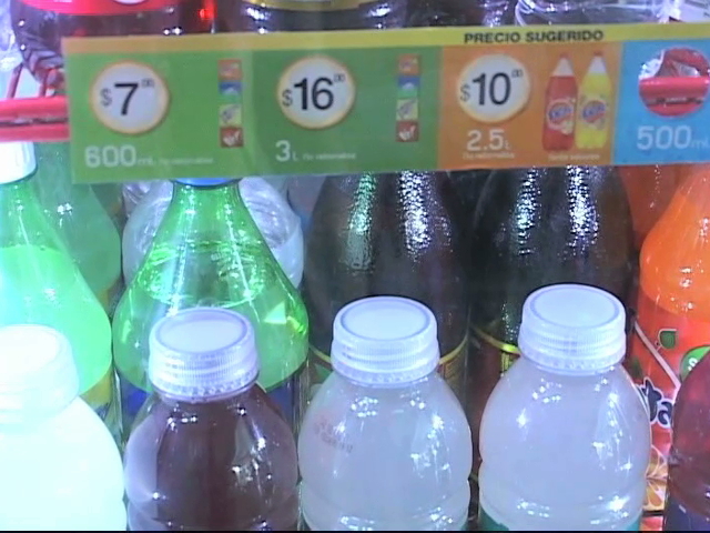 Niños consumen más refresco que leche en zonas rurales