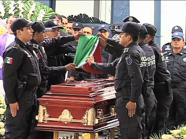 Despiden con honores a policía en Xalapa