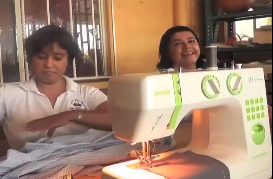 Capacitan a mujeres de Nanchital para que aprendan un oficio.