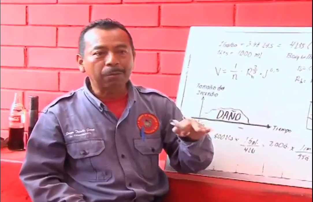 Bomberos y Elementos de Protección Civil son capacitados en materia de prevención de accidentes.