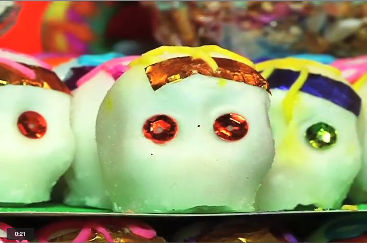 Previo al Día de Muertos, en el Mercado Morelos de Coatzacoalcos.