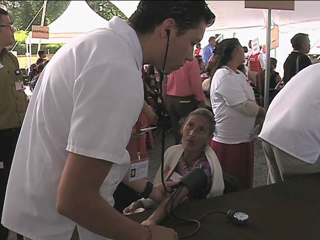 Realizan DIF y SS  jornada médica de alta especialidad
