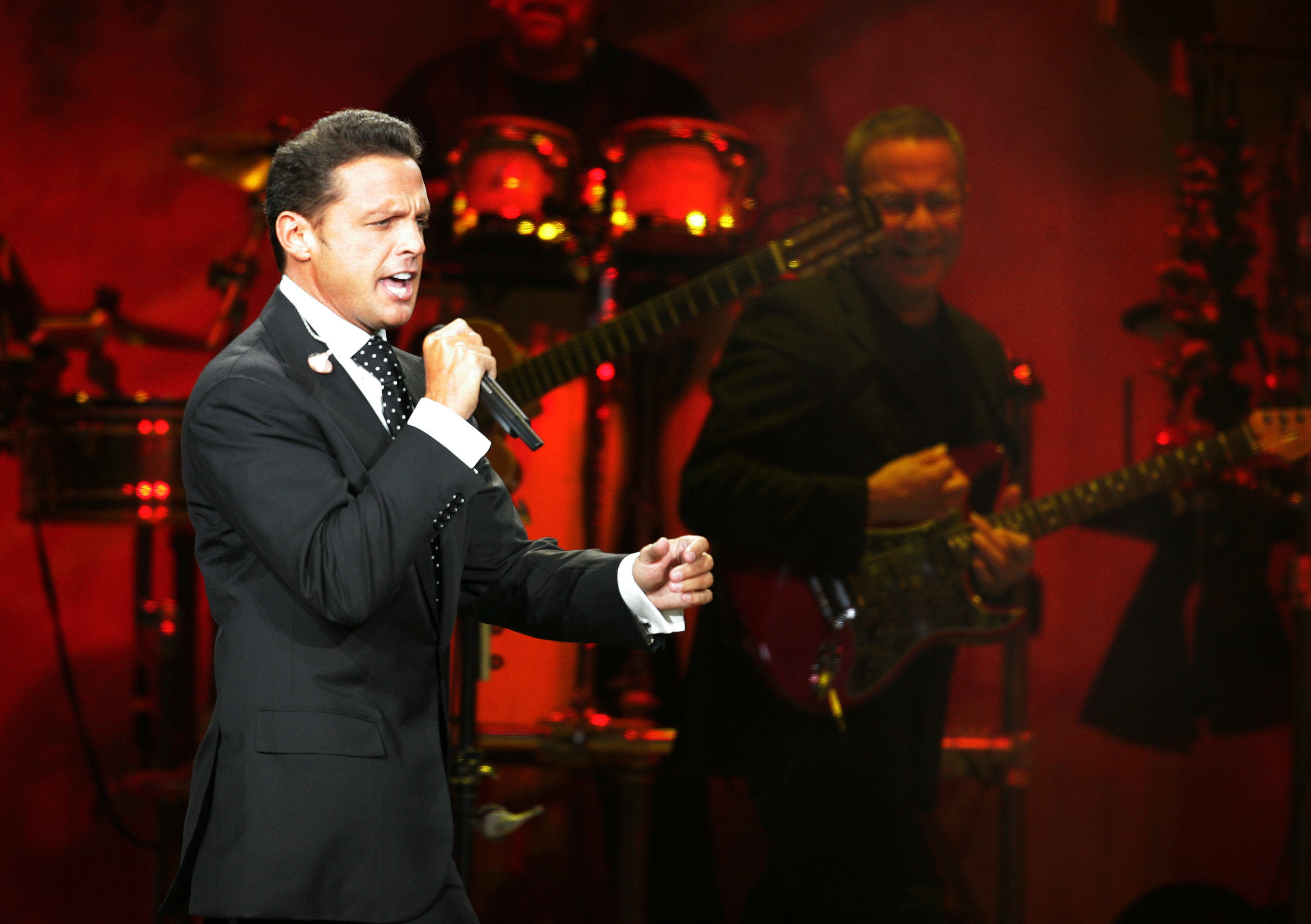 Luis Miguel gana Disco de Platino por su álbum «¡México por siempre!»