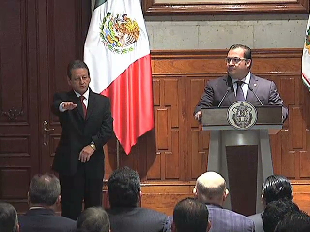 Fernando Benítez Obeso protesta como nuevo secretario de Salud