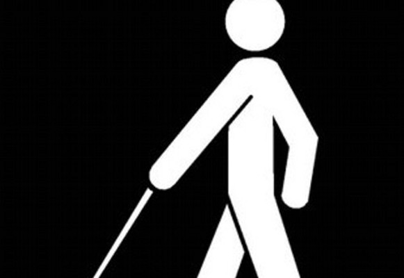 Haciendo conciencia entre la población celebran el Día del Bastón Blanco, en Córdoba