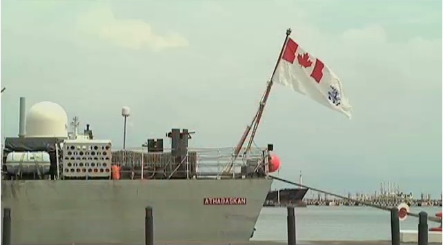 Arriba a Veracruz buque de la Marina Real Canadiense