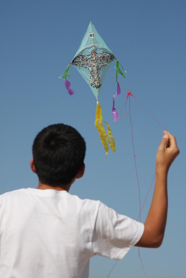 Habitantes de Tecolutla rescatan tradición de elevar papalotes