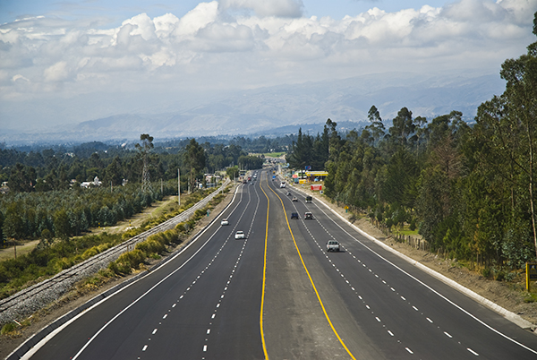 Autopista México-Tuxpan permite llegada de más turistas al norte del estado