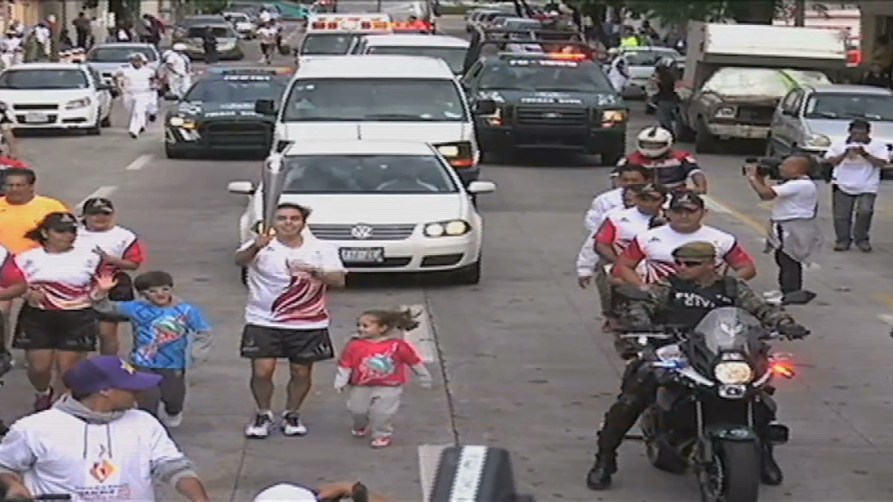 Antorcha Centroamericana recorre las calles de Veracruz