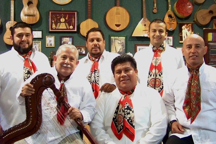 Tlen Huicani y Orquesta de Música Popular realizarán concierto navideño a beneficio de becarios de la UV