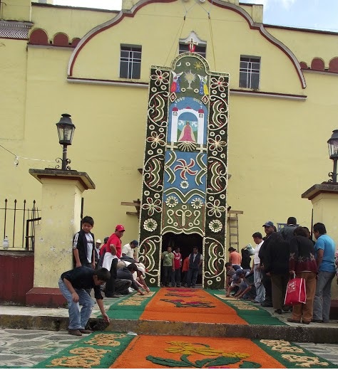 Ixhuacán de los Reyes le canta a la Virgen de los Remedios