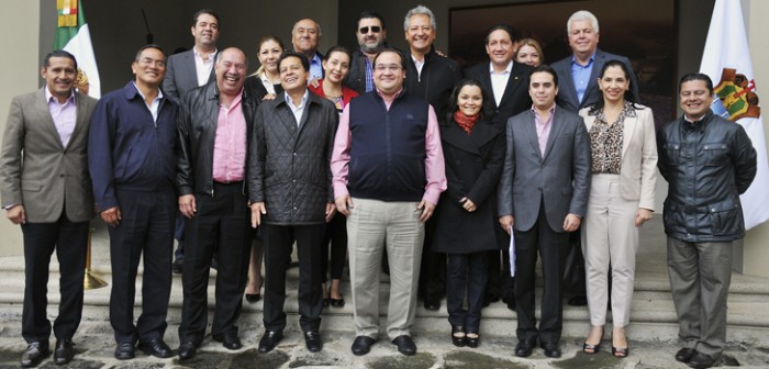 Se reúne gobernador Javier Duarte con diputados federales