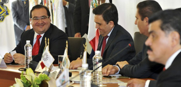 Felicita Conago a Javier Duarte por excelente organización de los JCC Veracruz 2014