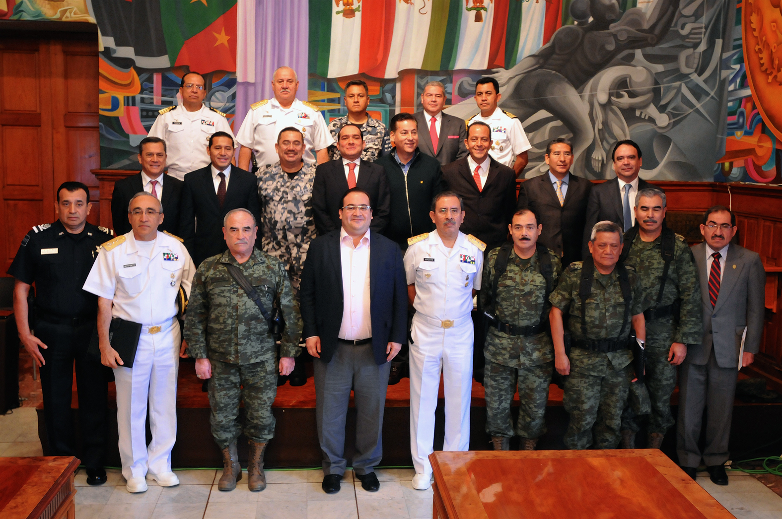 Encabeza Javier Duarte reunión del Grupo Coordinación Veracruz