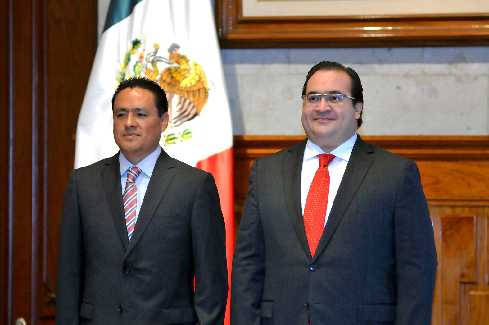 Toma protesta gobernador Javier Duarte a nuevo Director del Instituto de Espacios Educativos