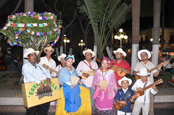 El Ayuntamiento de Veracruz preserva tradición de la rama