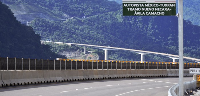 En Veracruz, 20 mmdp en nuevas autopistas y caminos