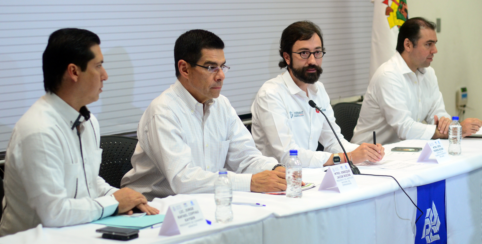 Inicia campaña “Emprende tu futuro en Veracruz”