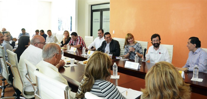 Presenta Sedecop reglas de operación del FNE 2015 a empresarios de Veracruz y Boca del Río