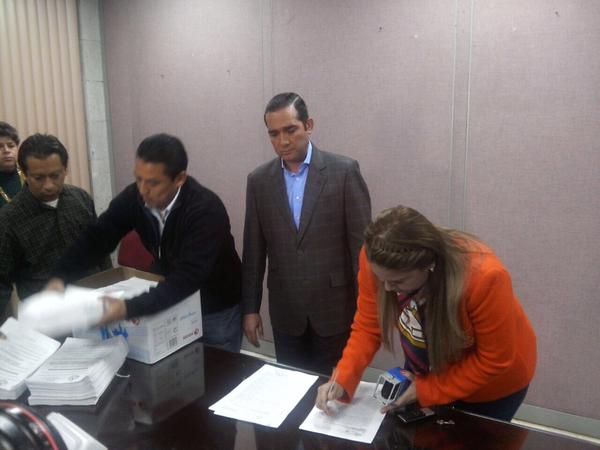 Presenta el fiscal solicitud de desafuero contra alcalde de Medellín