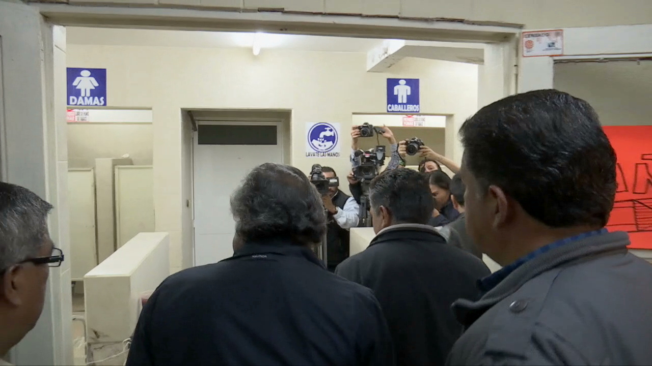 Ayuntamiento da mantenimiento a mercados de Xalapa B