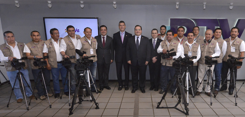 Encabeza gobernador Javier Duarte el 35 aniversario de RTV