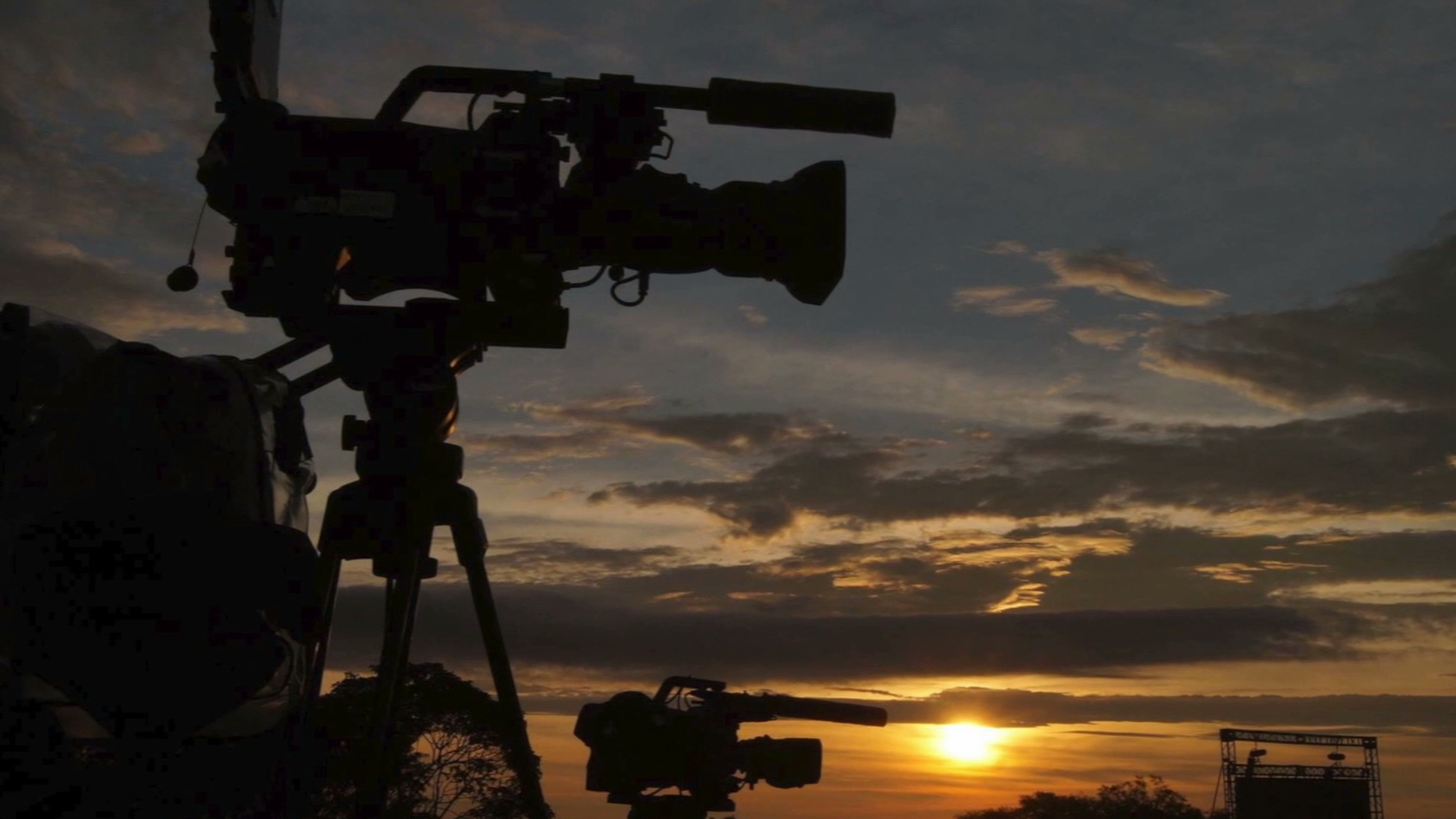 Artistas de la lente celebran el Día del Camarógrafo