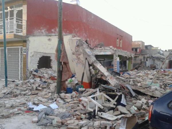 Explosión por acumulación de gas en barrio del Dique deja un muerto y heridos