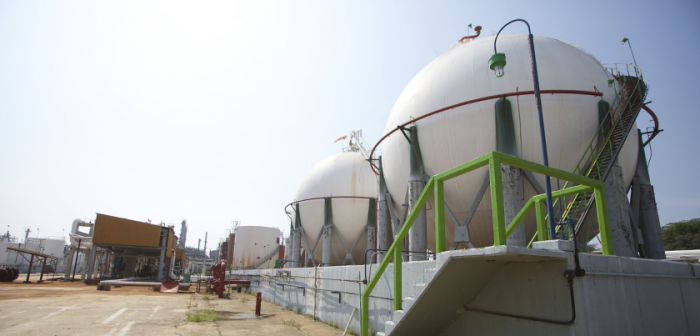 Irán impedirá se exporte petróleo de la región a EUA y sus socios