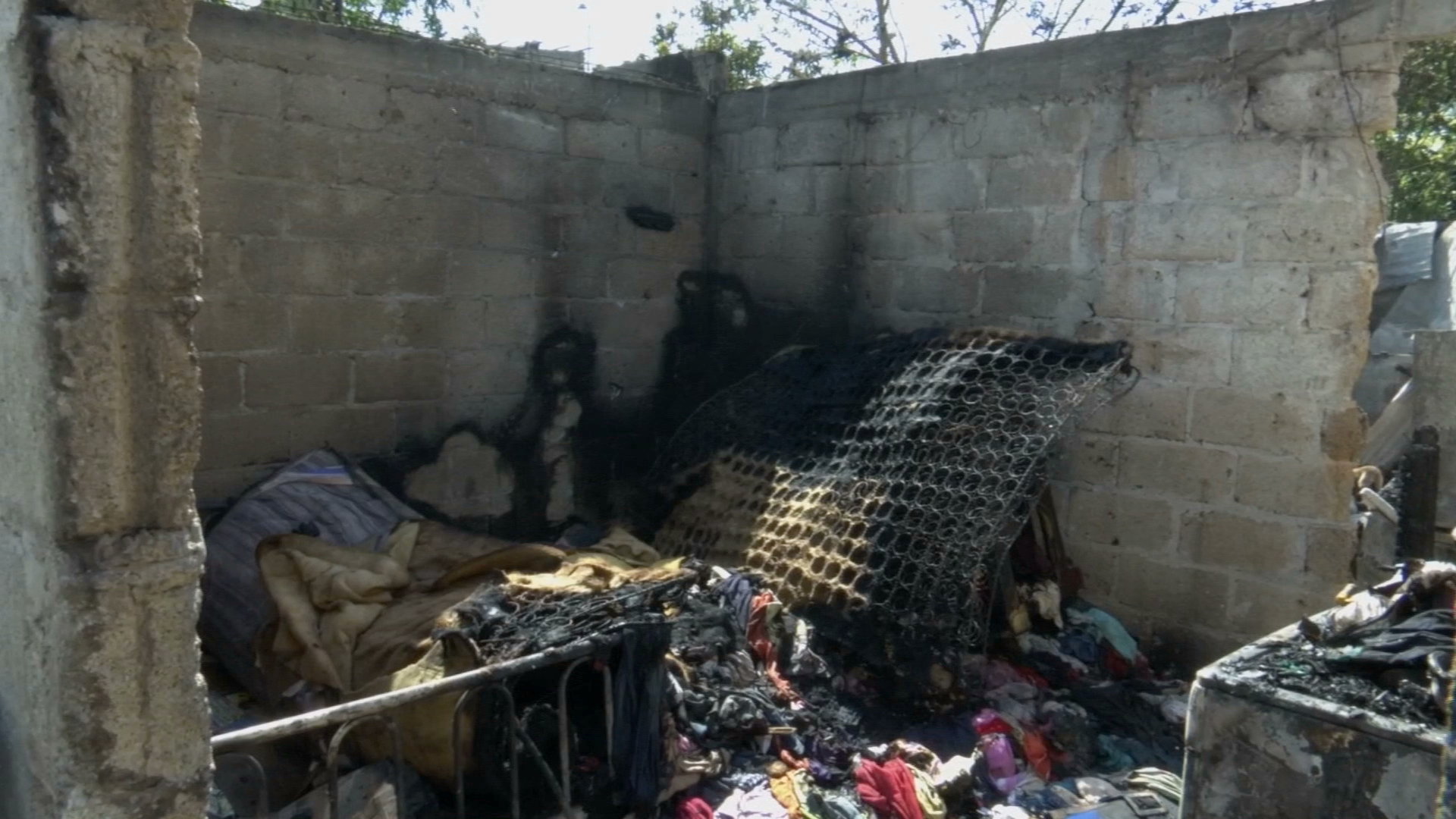 Sobreviven cuatro menores en incendio de vivienda