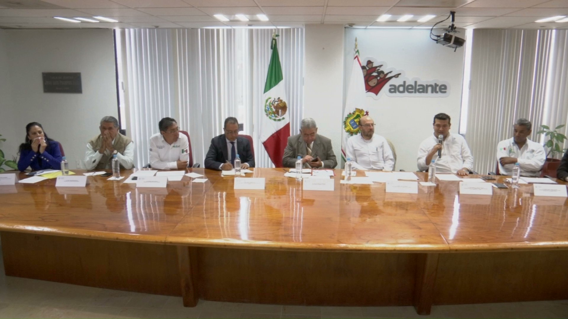 Promueven ordenamiento territorial y reubicación de habitantes de zonas de riesgo