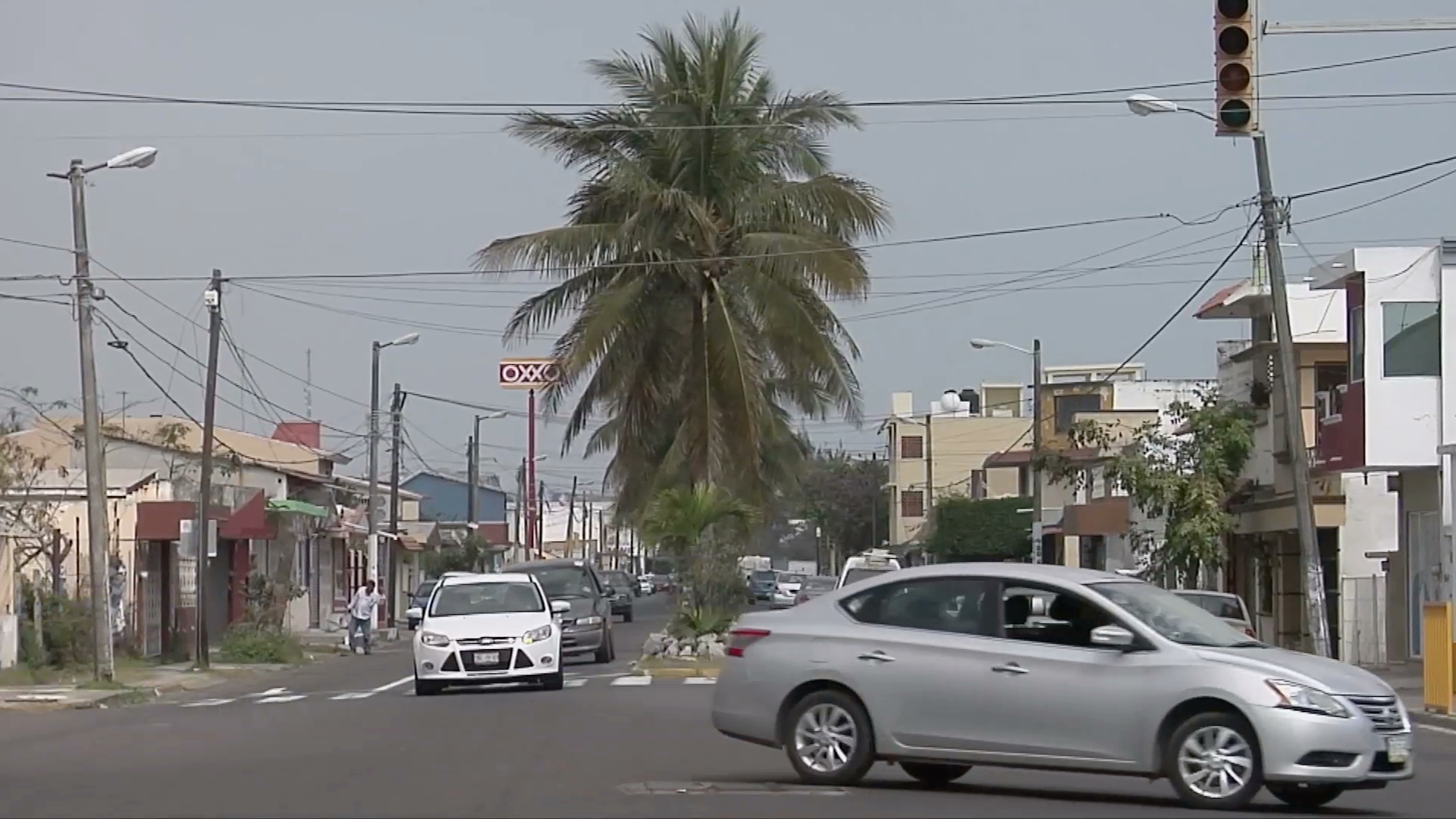 Viento afectó a semáforos en Veracruz