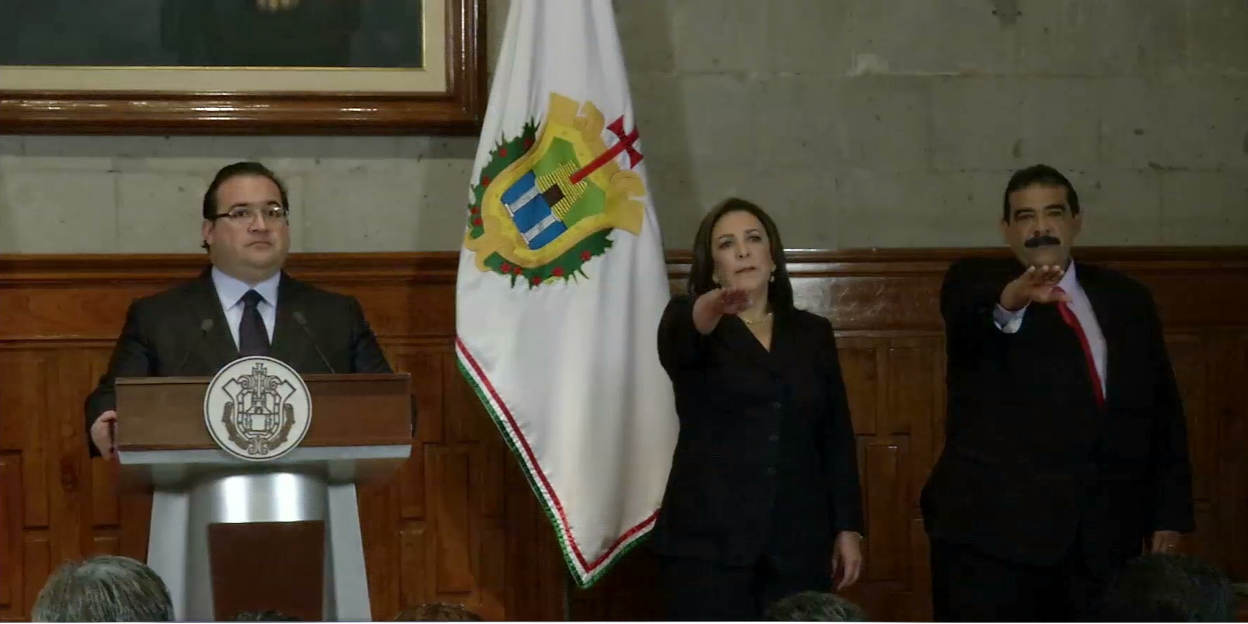 Yolanda Gutiérrez Carlín rinde protesta como secretaria de Protección Civil