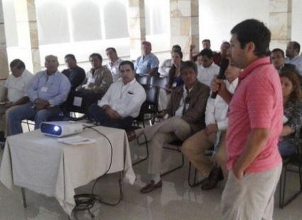 Realiza Sedecop tercera reunión de trabajo de la Iniciativa Puro Veracruz, con productores de tabaco