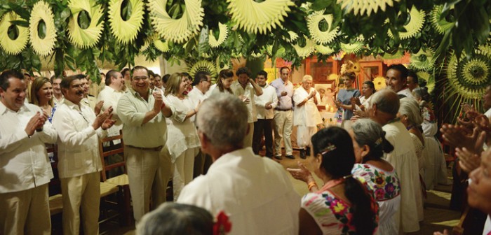 Recibe Javier Duarte bastón de mando del pueblo Totonaca