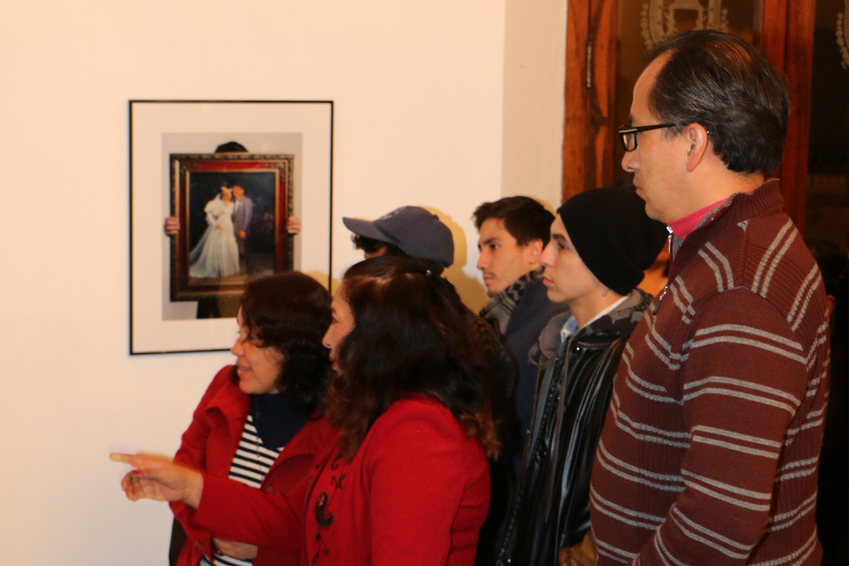 Hasta abril la muestra fotográfica “Semblante familiar” en la GACX